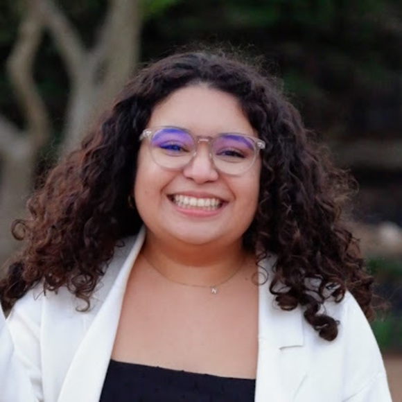 Meet your Posher, Nirka - Picture 1 of 1